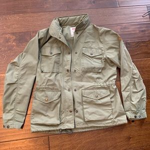 Fjallraven Women’s Raven Original field jacket in Green Size S